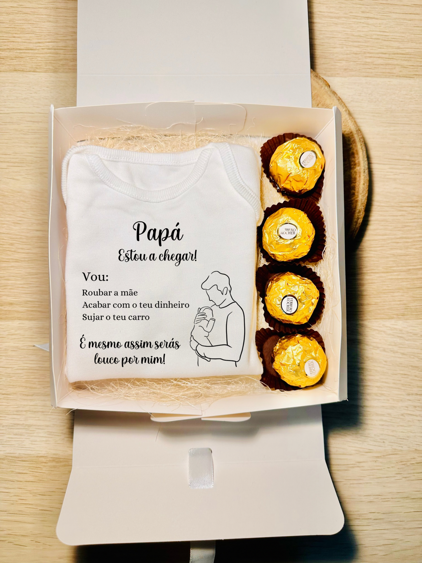 Caixa com Body e Chocolates