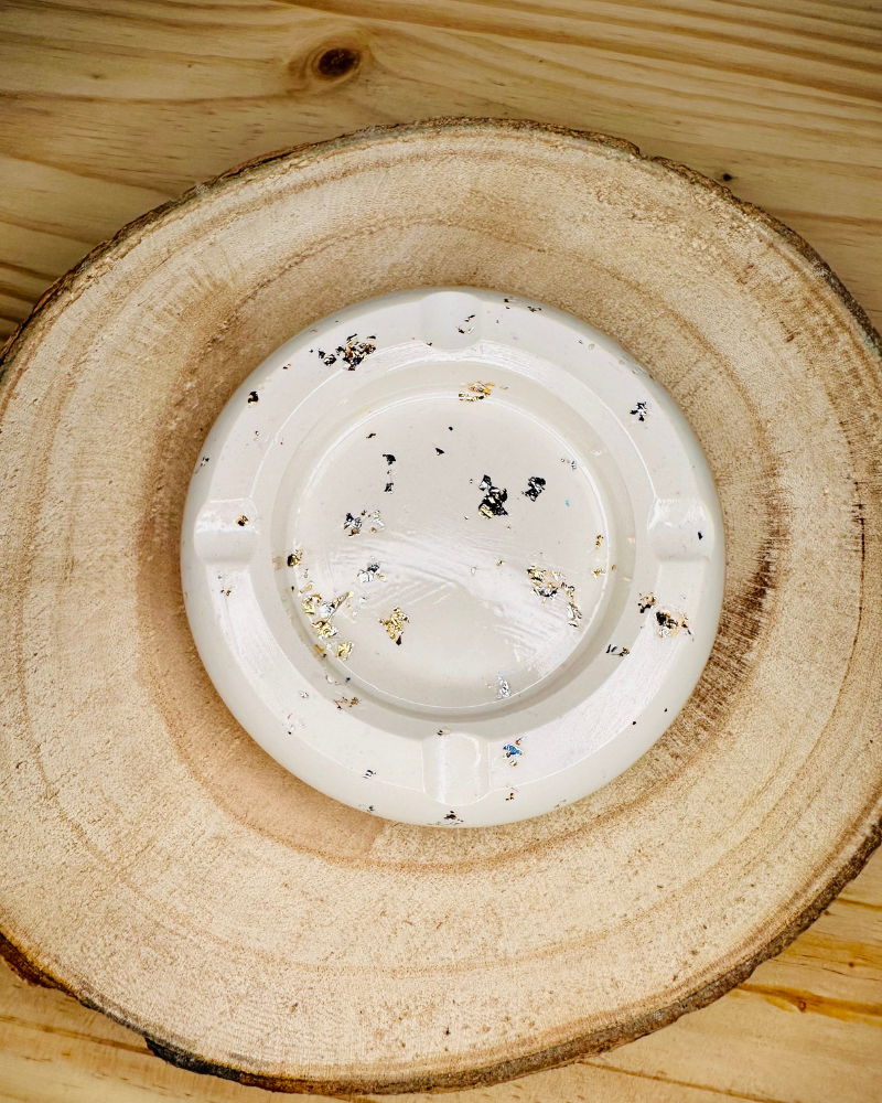 Cinzeiro Redondo Dourado