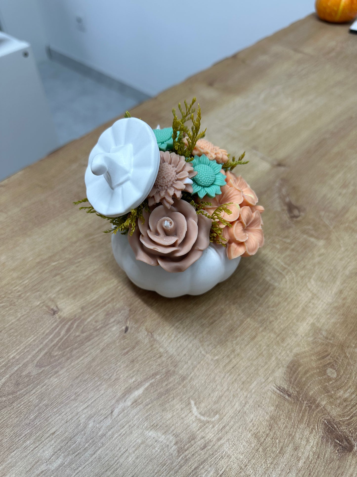 Abóbora em Gesso c/Velas Coloridas