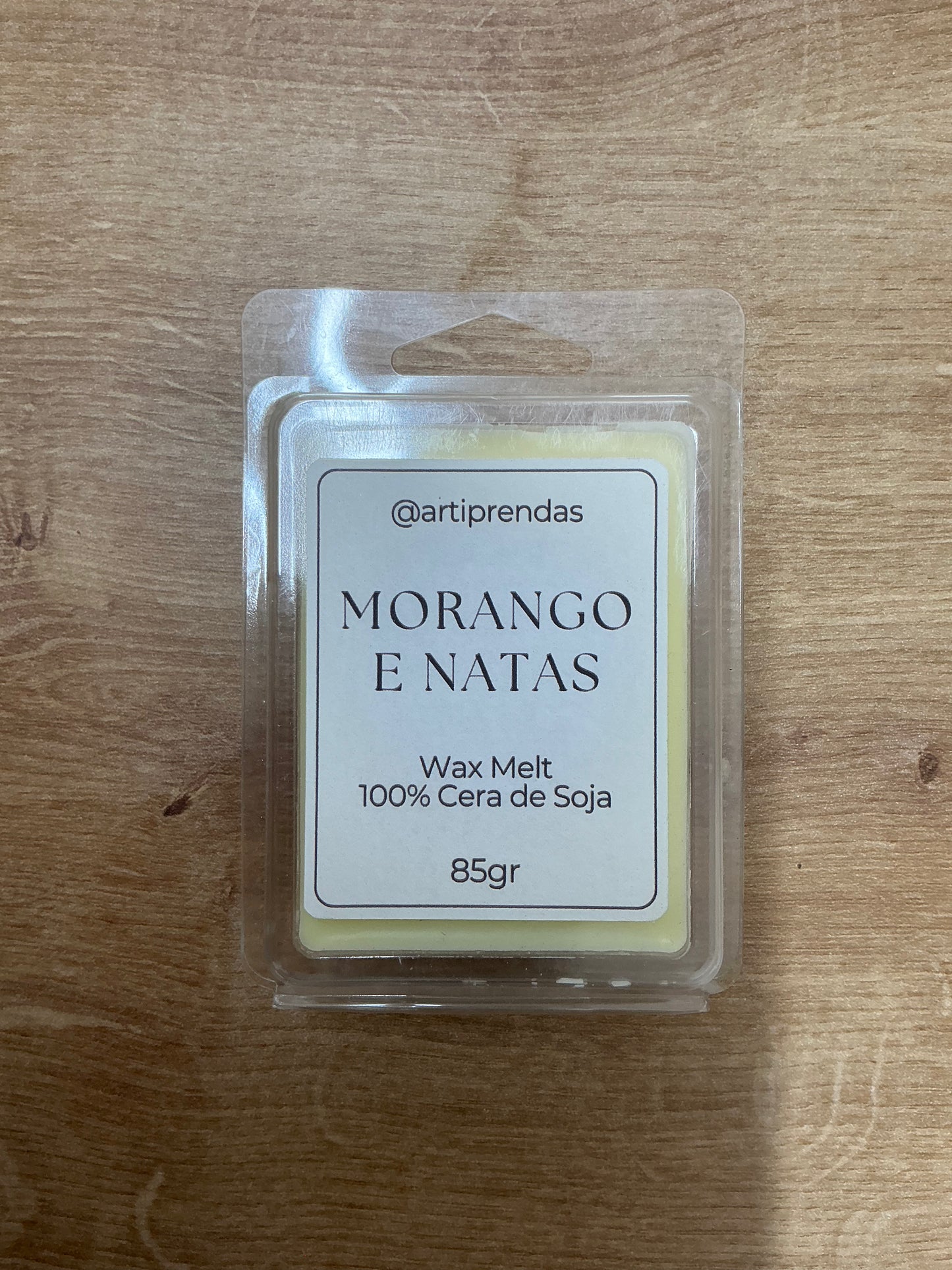 Cubos Morango e Natas