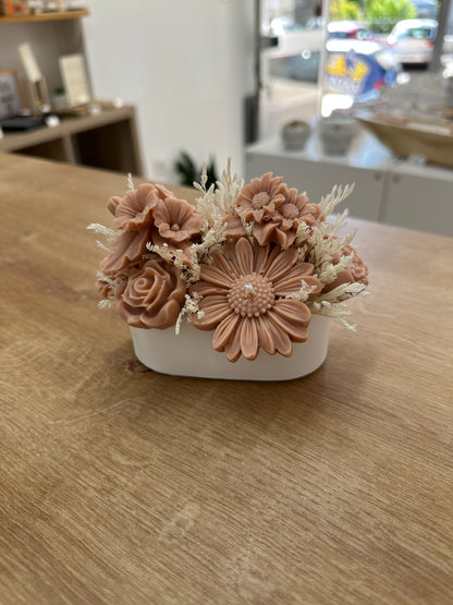 Pote Oval Gesso c/Velas Beges