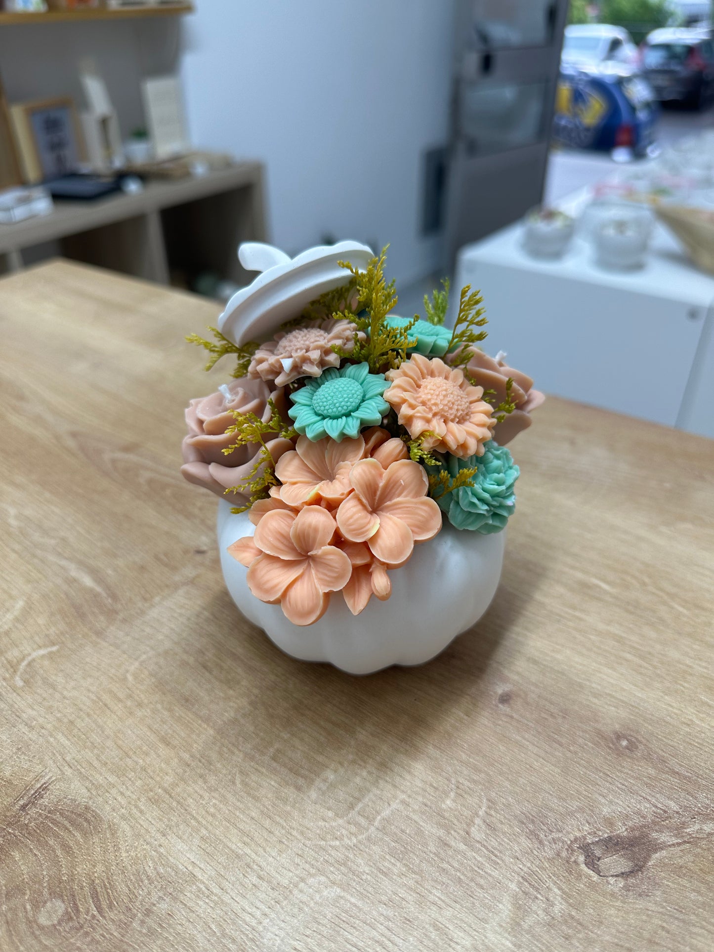 Abóbora em Gesso c/Velas Coloridas
